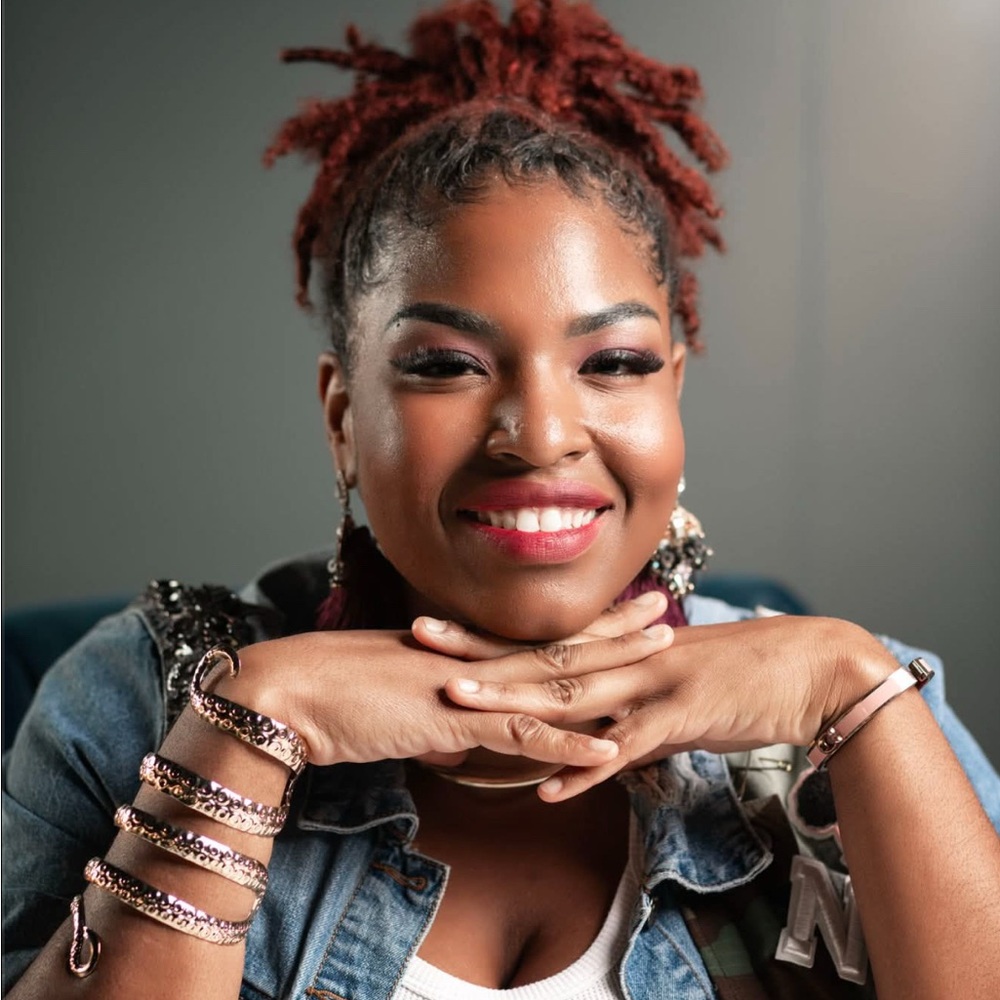 Meet your Posher, Kay